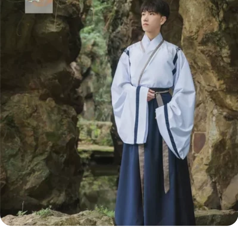 如是观山海烬青阳，穿过两次，现在不喜欢大袖...