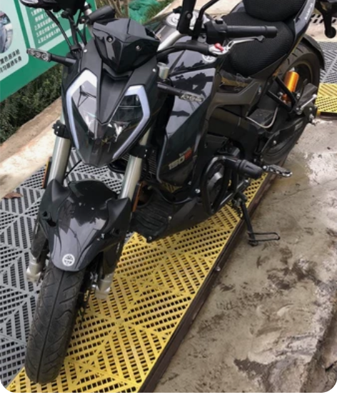 2020年6月的贝纳利小迅龙8000公里缓...