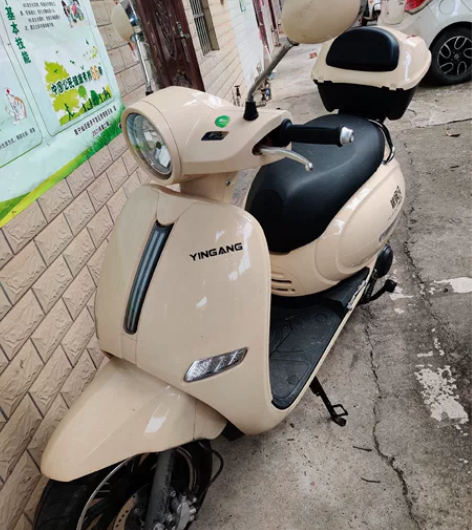 21年4月入手的银钢拖拖排量175摩托车，...