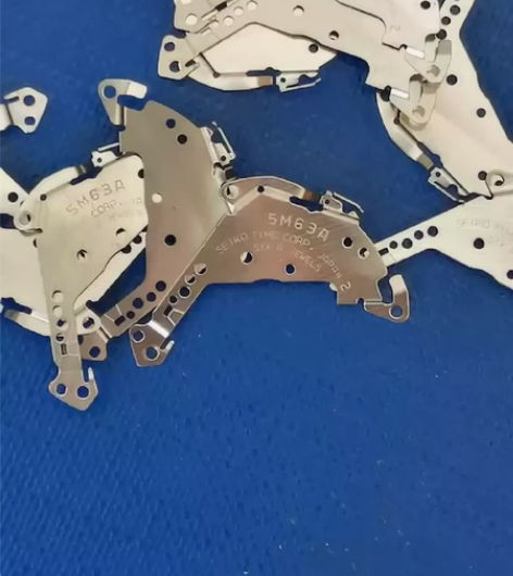 SEIKO精工5M63A正品人动电能石英腕...