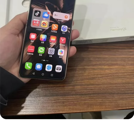 华为 p 50Pro  pocket 艺术...
