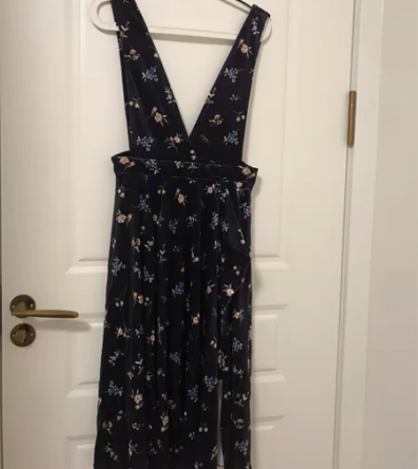 宝蓝色法式裙，搭配白色毛衣或者衬衣，优雅气...