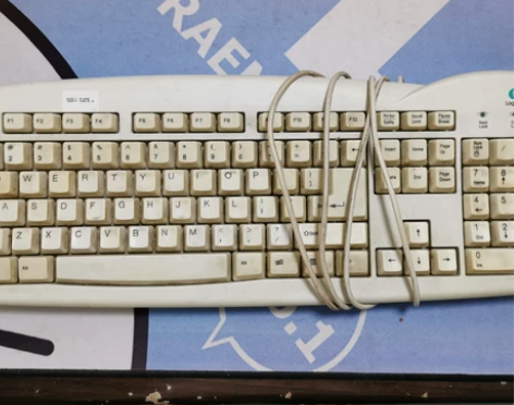 罗技旧薄膜键盘/圆口 Y-SP29 明显使...