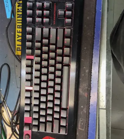 雷神 雷神机械键盘 雷神k80t 樱桃红轴...