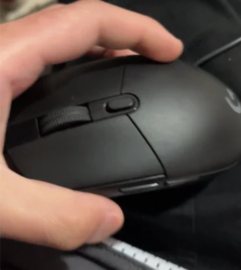 罗技g102二代游戏鼠标有线幻彩办公家用电...