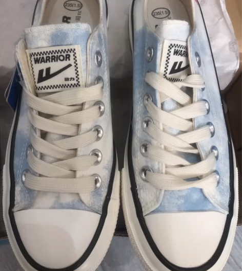 专柜撤柜，回力正品帆布鞋，一次没穿过，不想...