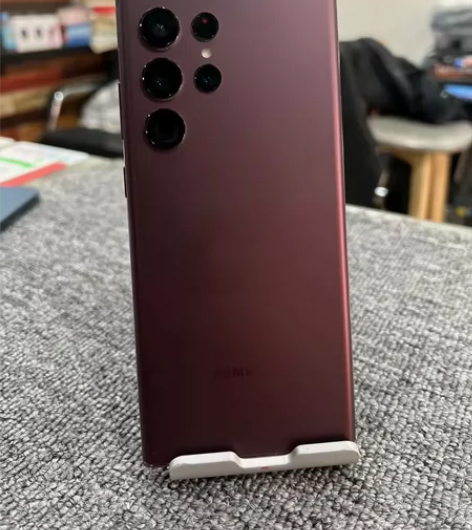 三星 SAMSUNG Galaxy S22...