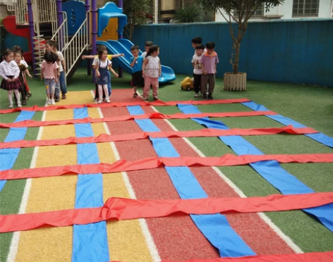 幼儿园儿童四通八达体智能感统训练户外游戏活...