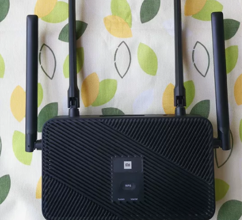 小米Wifi6AX1800涮SSH+UU定...
