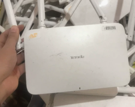 腾达AC1203Ｖ2，AC1200千兆口双...