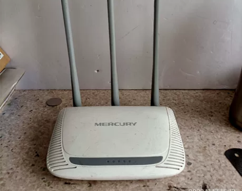 水星MW315R 三天线 300M无线路由...