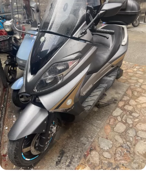 贝纳利银刃250 前后ABS 大踏板摩托车...