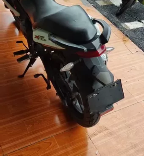 出钱江贝纳利蓝宝龙150 发动机靓过梁静茹...