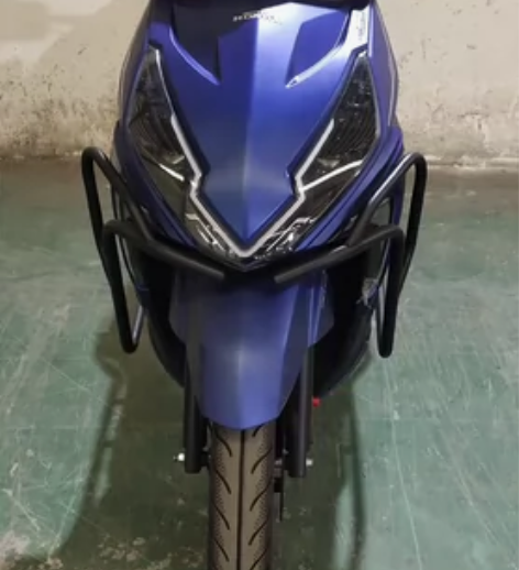 全新车，125c电喷国四，带出厂合格证。动...