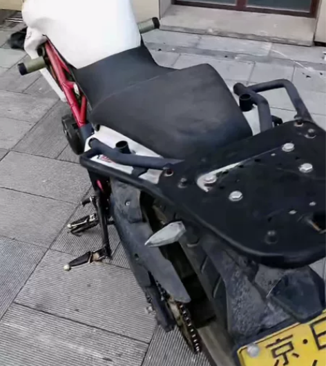 2014年11月份京B私户，贝纳利小黄龙3...