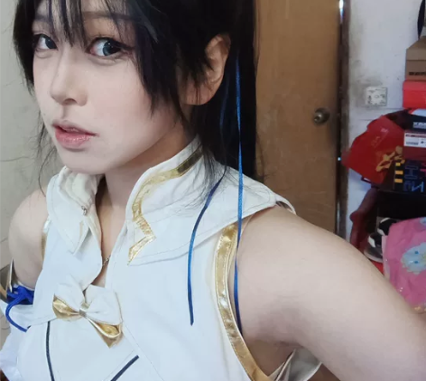 上官婉儿cos面包家全套除假发,发冠有点不...