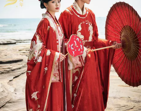 十三余小豆蔻儿[和合花开]宋圆领袍交领衫玉...