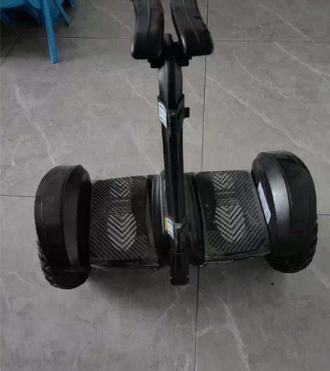 领奥官方旗舰店电动平衡车腿控体感智能儿童6...