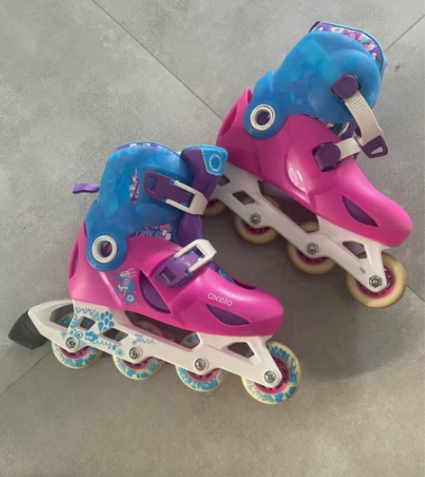 迪卡侬童款轮滑鞋，32-34码，可以调节大...