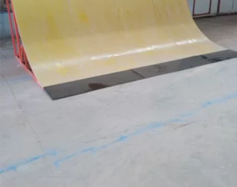 滑板泵道平衡车泵道波浪坡U弯轮滑BMX小轮...