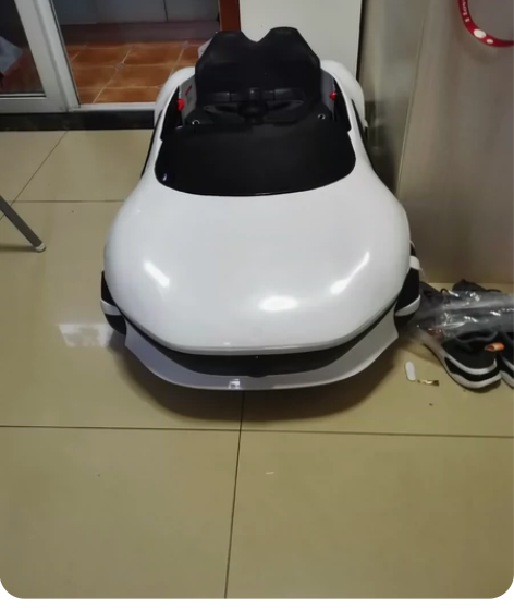 娃娃开的小汽车，买回来很少用，闲置了，便宜...