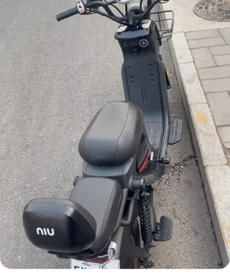 小牛UID黑红顶配版 当时7000多买的 ...