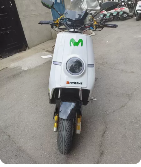 出售一台电动车，个人代步车，小车嘎嘎立正，...