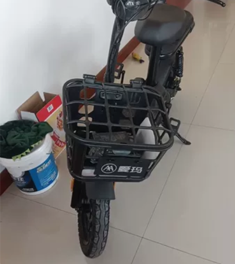全新爱玛电动车，价格不贵，一手货，有想要的...