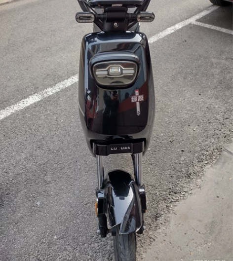 绿源新国标电动车，48V24A锂电池。白牌...