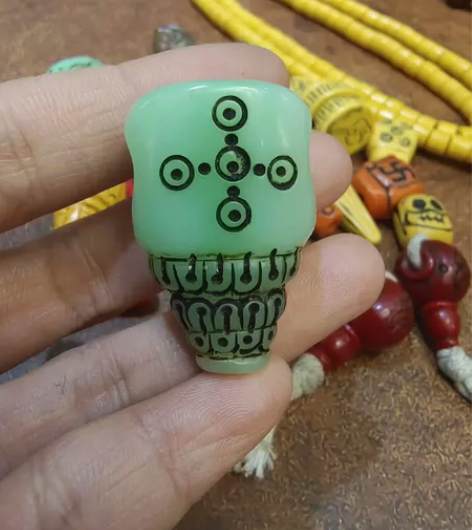 青绿色料器赛璐璐一宙点大三通佛头 尺寸宽2...