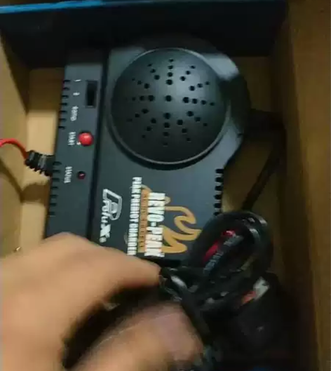 田宫遥控模型充电器 非镍氢电池 锂电池 天...