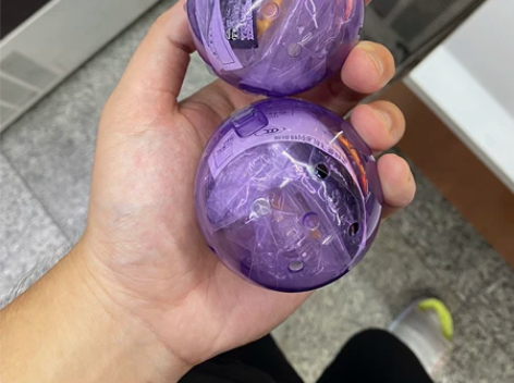 出三个全新未拆飞奥特曼飞机灯组扭蛋 一个初...