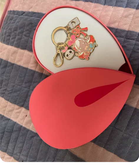 【绊爱徽章】出光遇 绊爱徽章钥匙扣爱酱叫声...