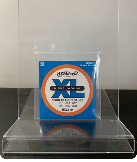 9成新尤克里里，质量好，更换碳素纤维琴弦，...