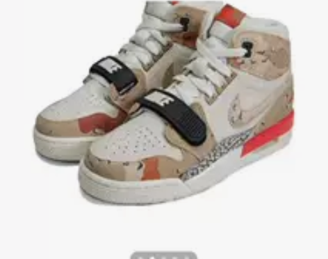 官方旗舰店买的 是正品  39码 当时做活...