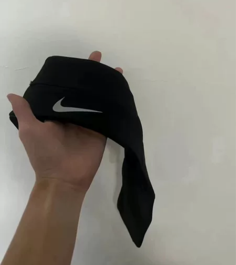 跑步腰包出货 分大小 不要买太大 紧一点 ...