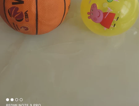 儿童玩具球，小篮球和哈哈球，买回来孩子一直...
