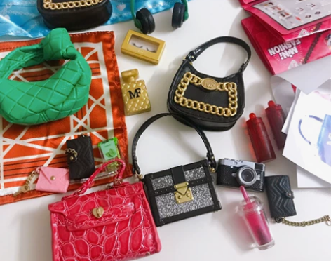 zuru迷你玩具球时尚包二代 已拆，打包出...