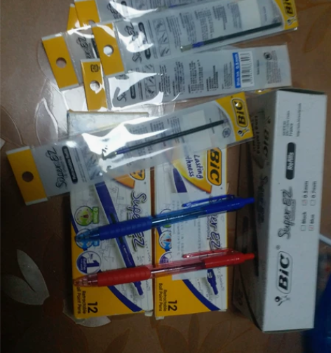 比克超顺滑按动式签字笔0.5mm，全新，保...