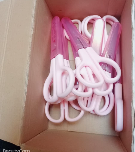 得力办公用品 儿童剪刀 1盒12把   机...