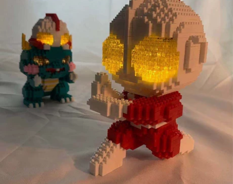 买了想玩来，打开了一小包想试试，结果不会拼...