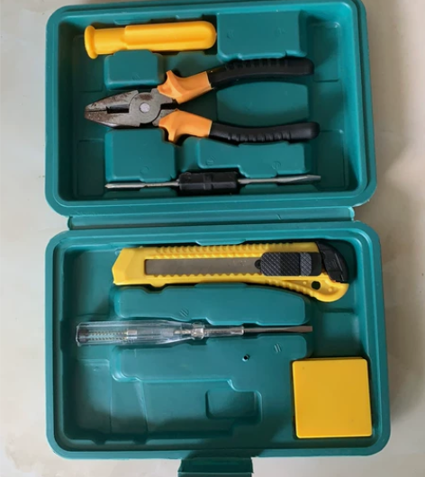 闲置工具箱,送一个旧鼠标,江浙沪包邮,外地...