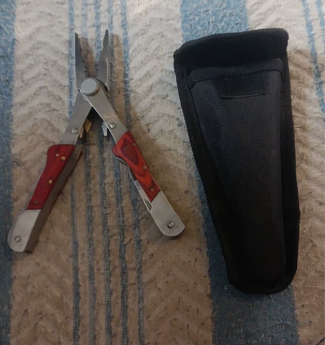 多功能组合折叠钳子，未使用，看好再买，售后...