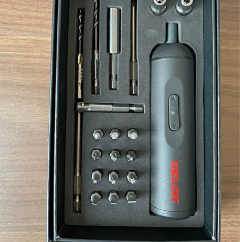 【最后 15套】德力西电动螺丝刀充电式两用...