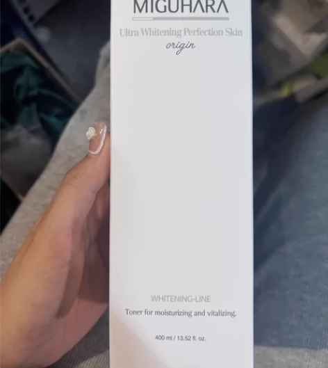 咪咕哈啦美白亮肤爽肤水 400ml 一整瓶...