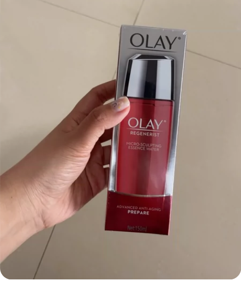 还有一瓶，全新未拆封Olay新生塑颜金纯活...