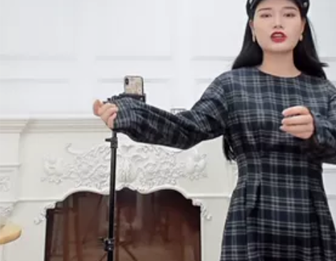 【1.2】张沫凡定制【高腰裙】显高显瘦连衣...