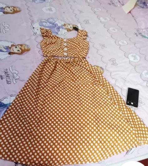 全新小维定制女士套装连衣裙女，淘宝以前有这...