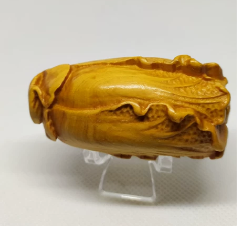 文玩 崖柏手把件 崖柏白菜手把件 表面好像...