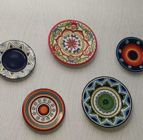 搬家带不走，装饰盘子 回家直接可以挂墙，很...